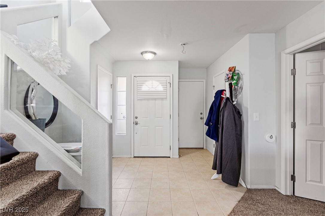 10273 Grecian Laurel Court Property Photo 6