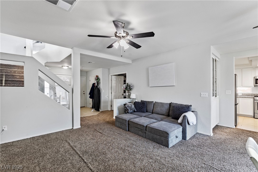 10273 Grecian Laurel Court Property Photo 9