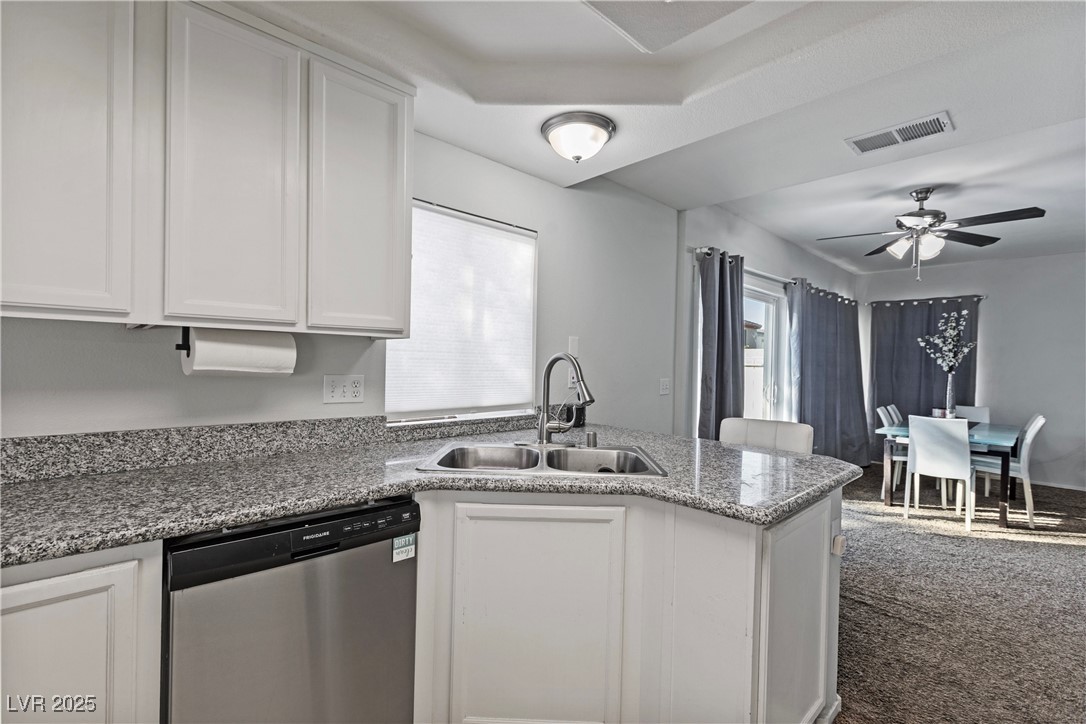 10273 Grecian Laurel Court Property Photo 14
