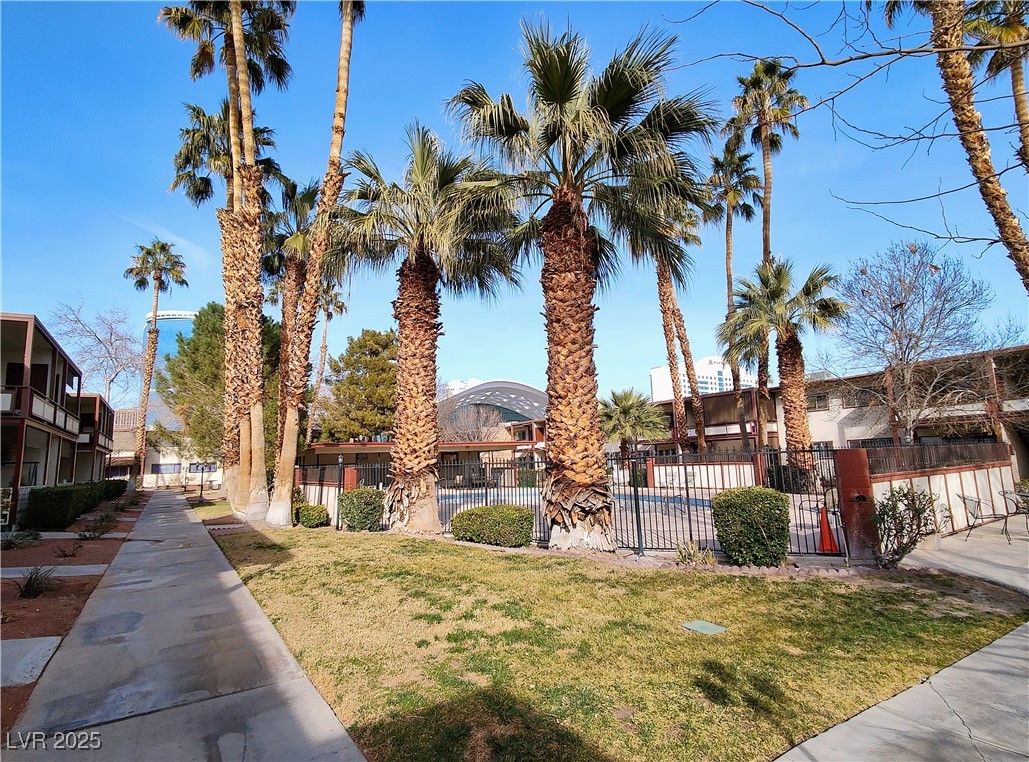 350 East Desert Inn Road C202 Property Photo 4