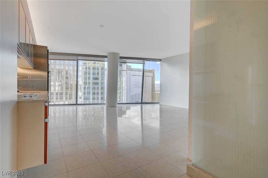 3722 Las Vegas Boulevard 1412 Property Photo 4
