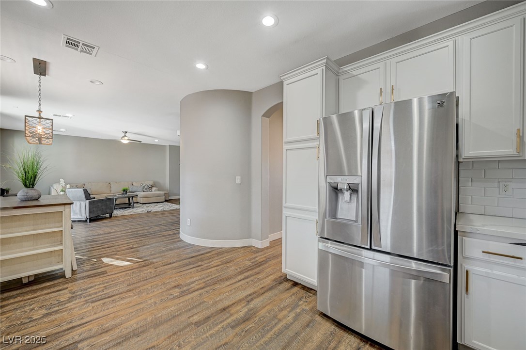 9601 Rolling Thunder Avenue Property Photo 6