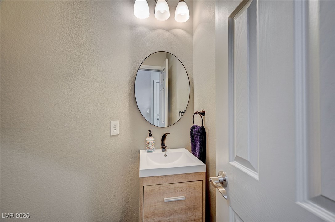 9601 Rolling Thunder Avenue Property Photo 36