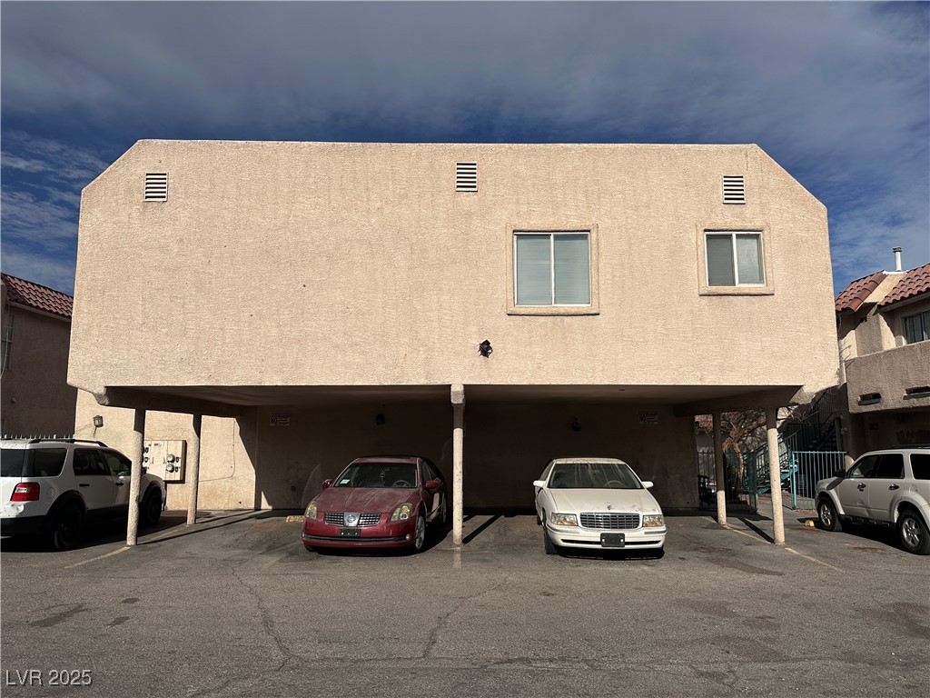 2101 Sun Avenue Property Photo 2