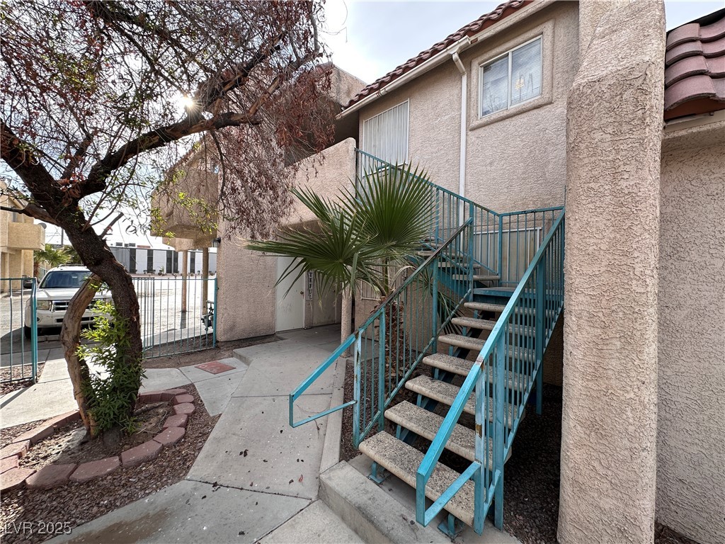 2101 Sun Avenue Property Photo 4