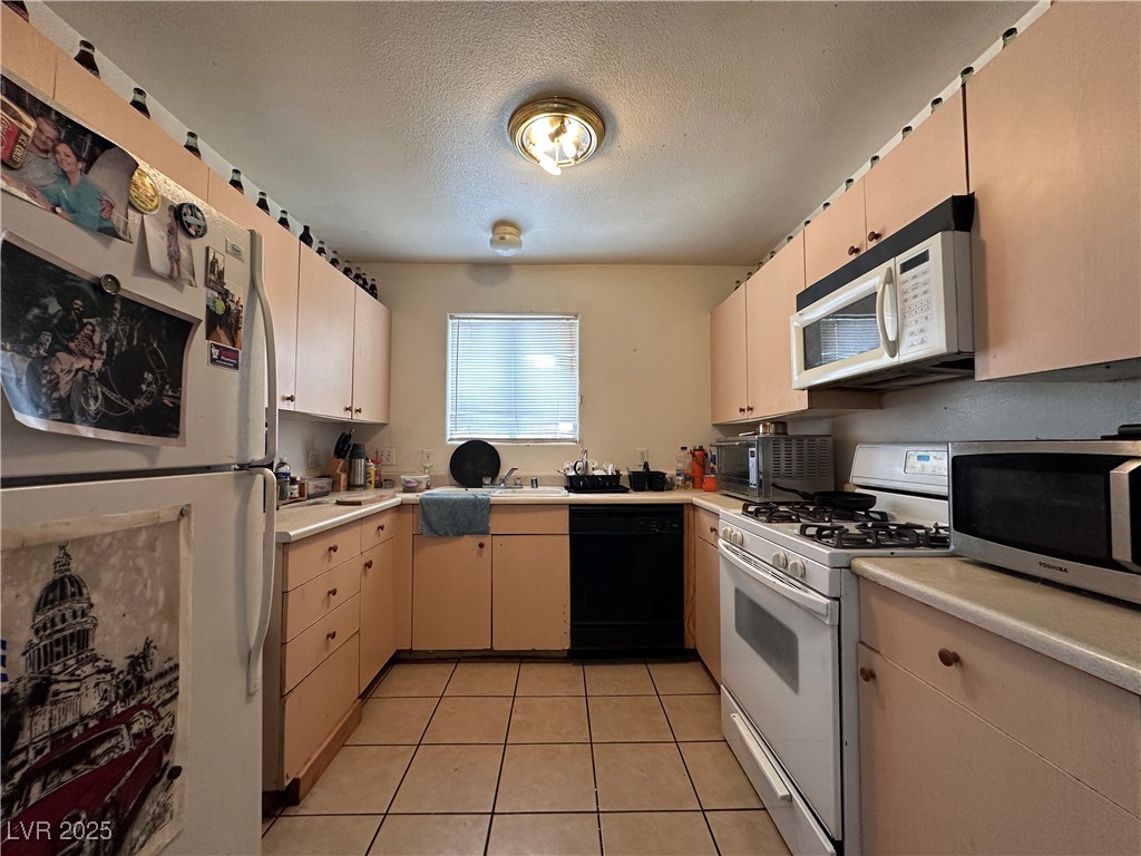 2101 Sun Avenue Property Photo 5