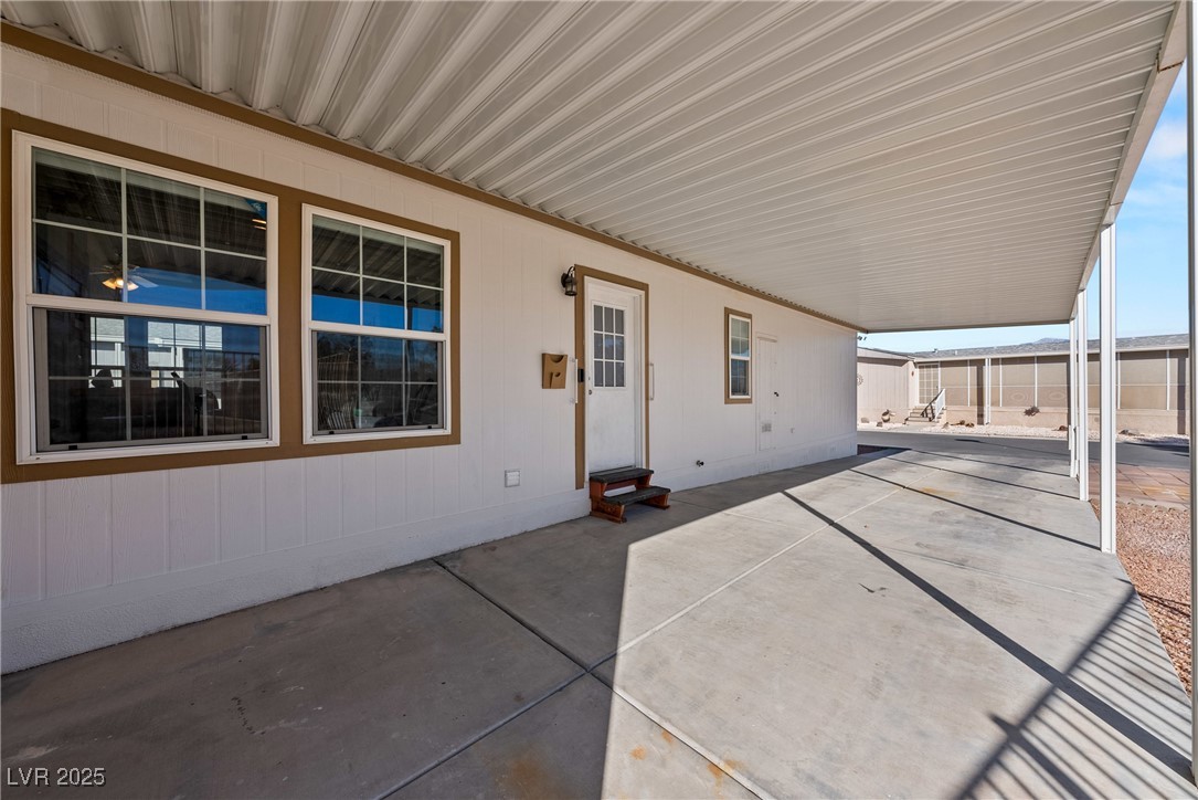 440 Brentwood Drive Property Photo 3