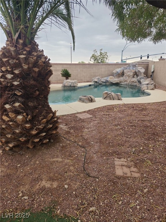 9664 Tapestry Pine Street Property Photo 49