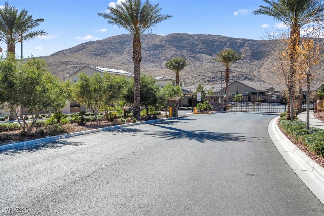 12836 Alcores Street Property Photo 44