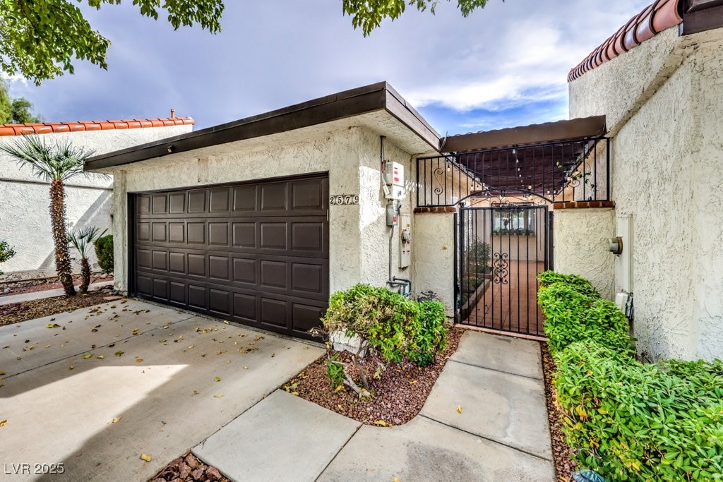 2579 La Fortuna Avenue Property Photo 4