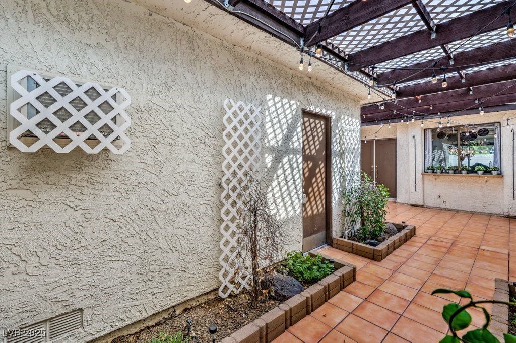 2579 La Fortuna Avenue Property Photo 6