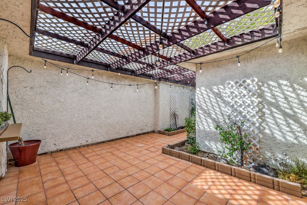 2579 La Fortuna Avenue Property Photo 8