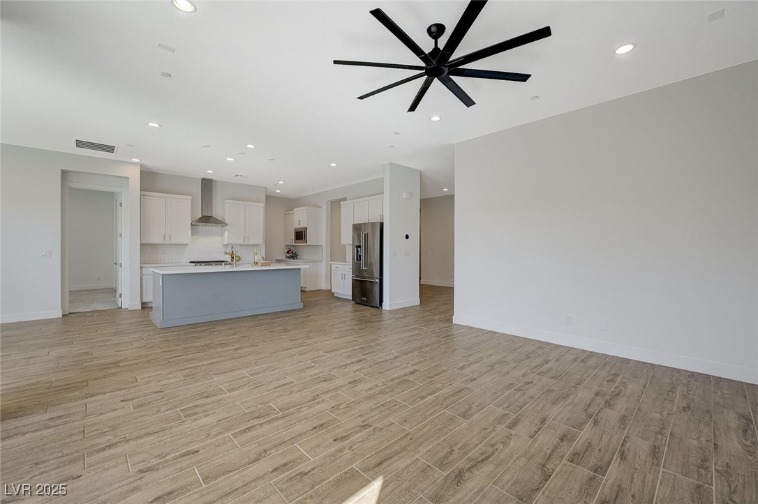 829 Stepney Place Property Photo 6