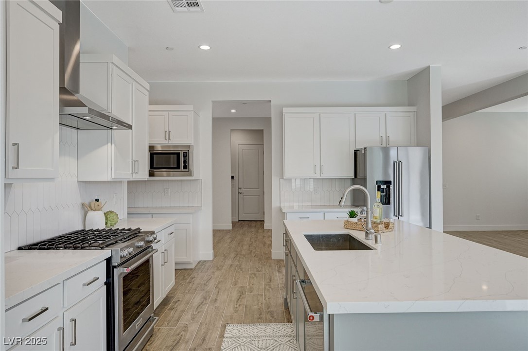 829 Stepney Place Property Photo 10