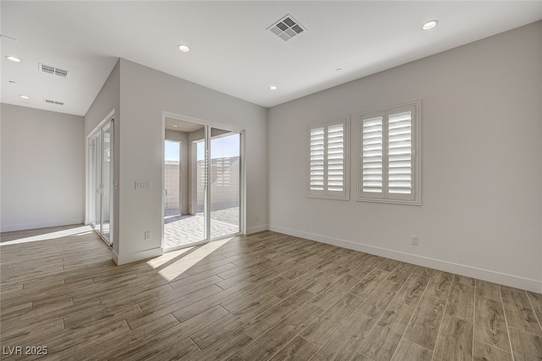829 Stepney Place Property Photo 16