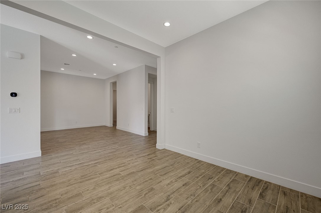 829 Stepney Place Property Photo 25