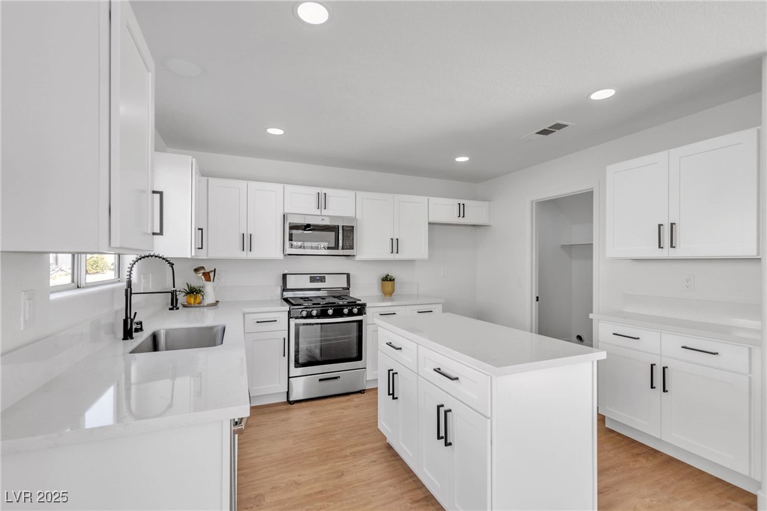 8645 Panuco Way Property Photo 4