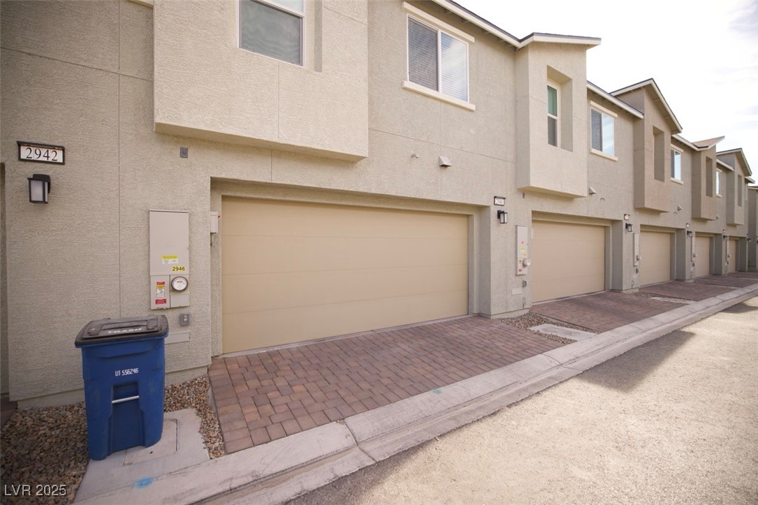 2946 Plum Torte Street Property Photo 52