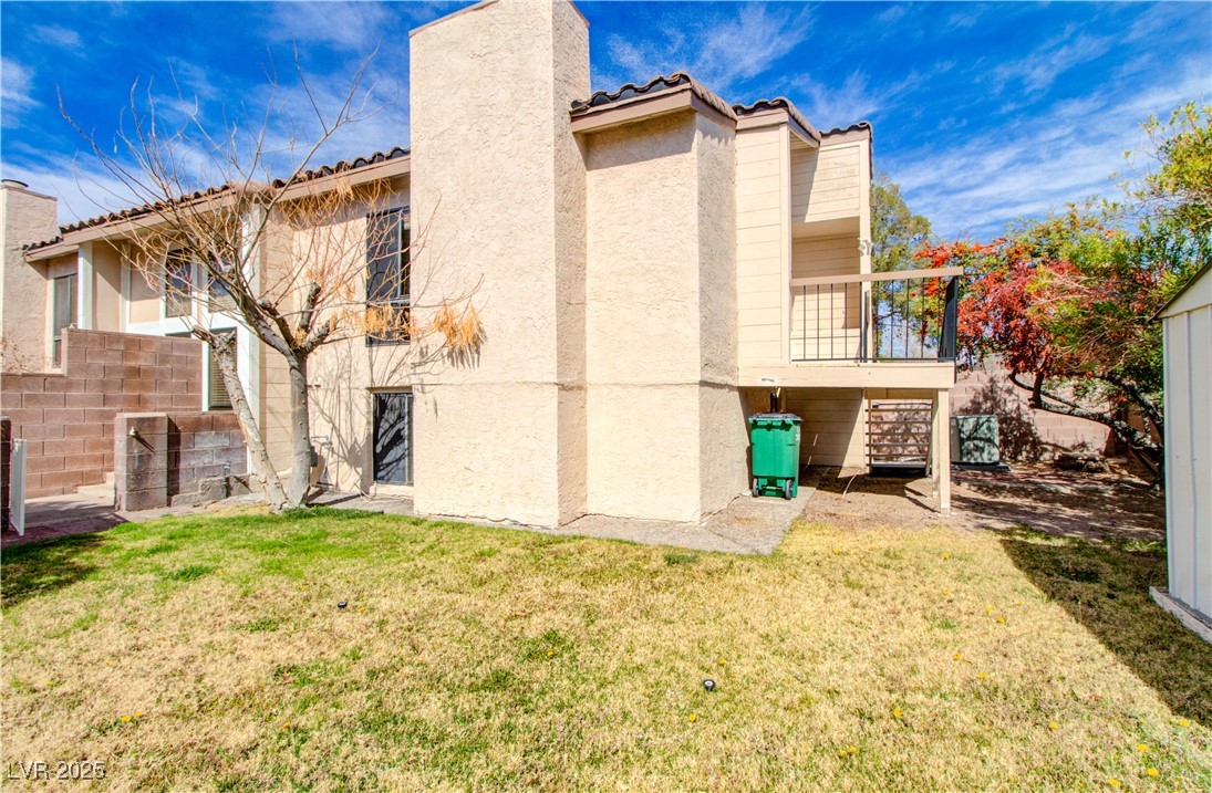 1306 Capri Drive C Property Photo 11