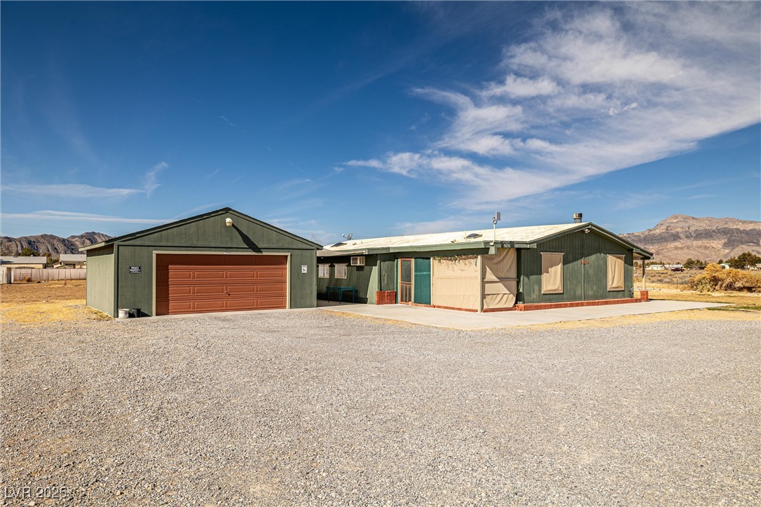 1870 Landmark Avenue Property Photo 1