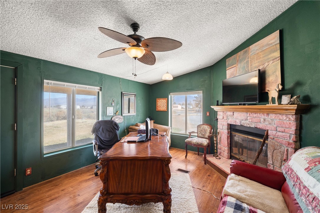 1870 Landmark Avenue Property Photo 12