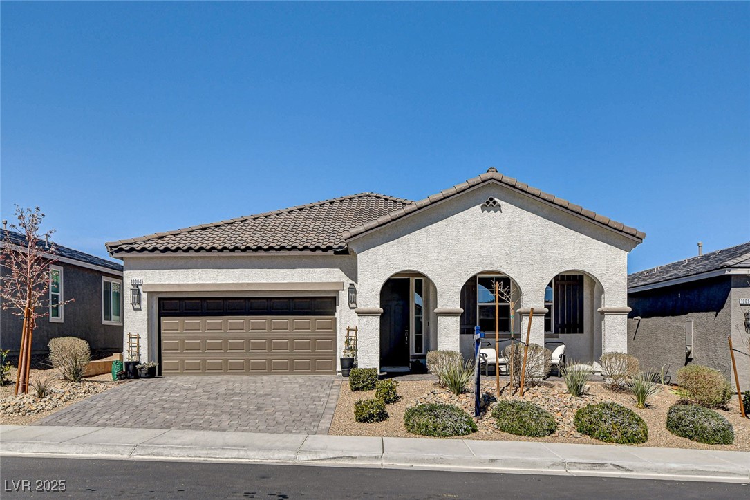 10064 Ocher Valley Avenue Property Photo 2