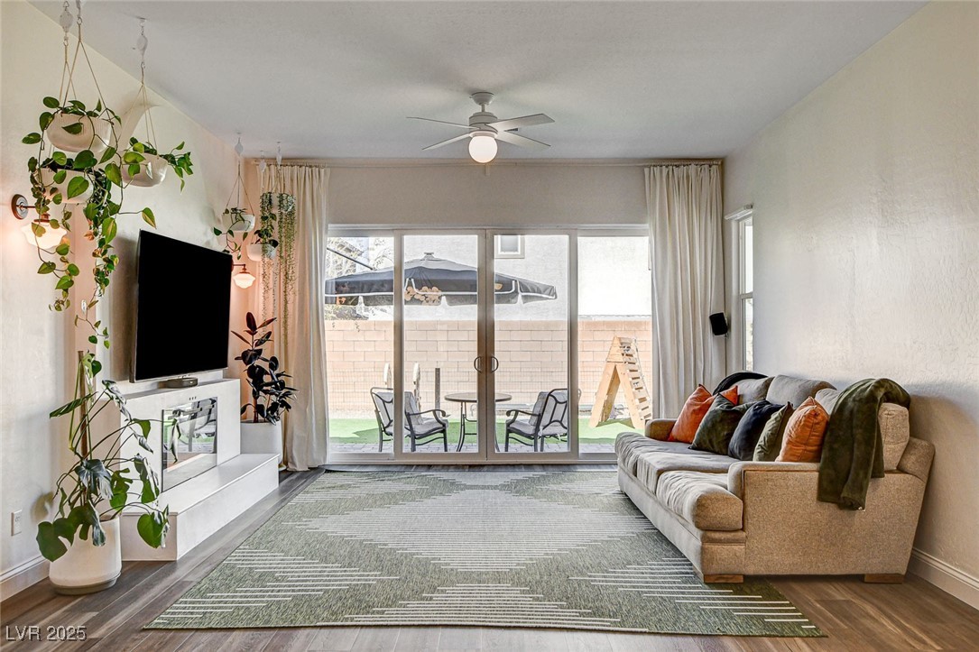 10064 Ocher Valley Avenue Property Photo 20