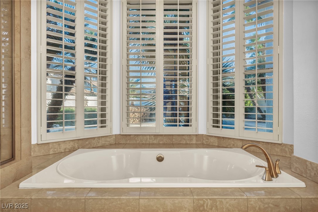 174 Buena Court Property Photo 40