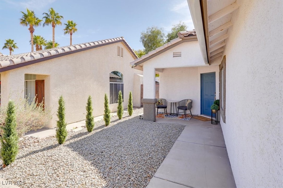1323 Winter Solstice Avenue Property Photo 4