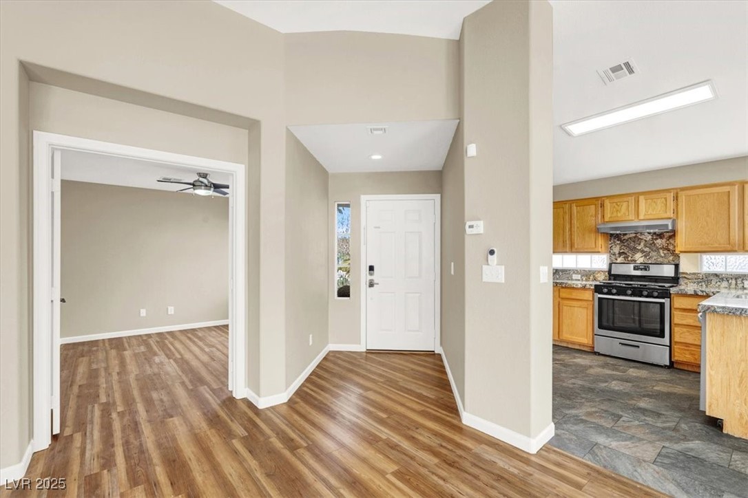 1323 Winter Solstice Avenue Property Photo 9