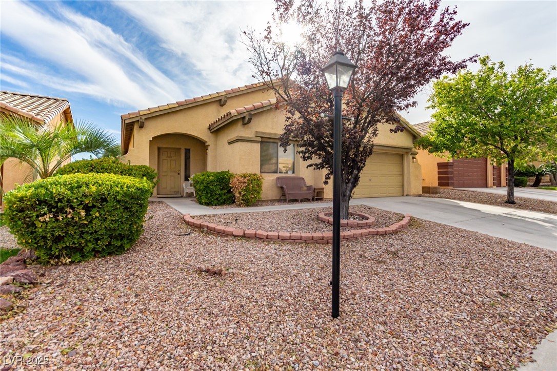 8233 Valley Stream Avenue Property Photo 3