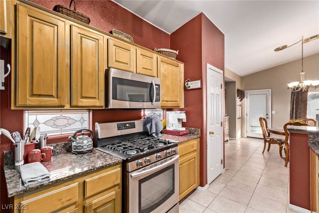 8233 Valley Stream Avenue Property Photo 21