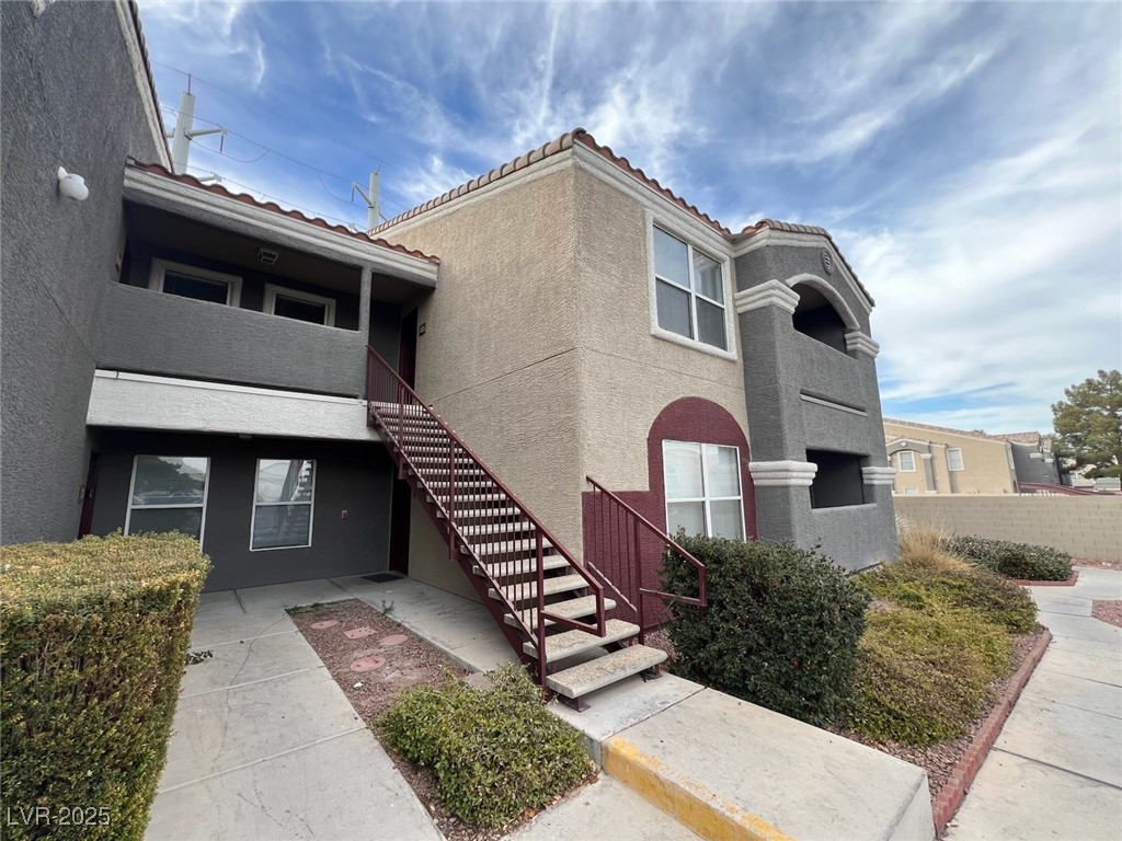 5055 West Hacienda Avenue 2092 Property Photo