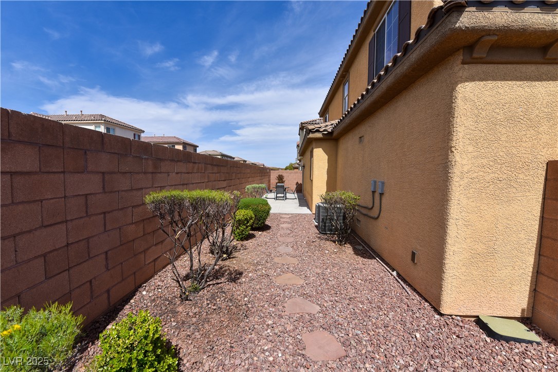 8376 Rygate Avenue Property Photo 4