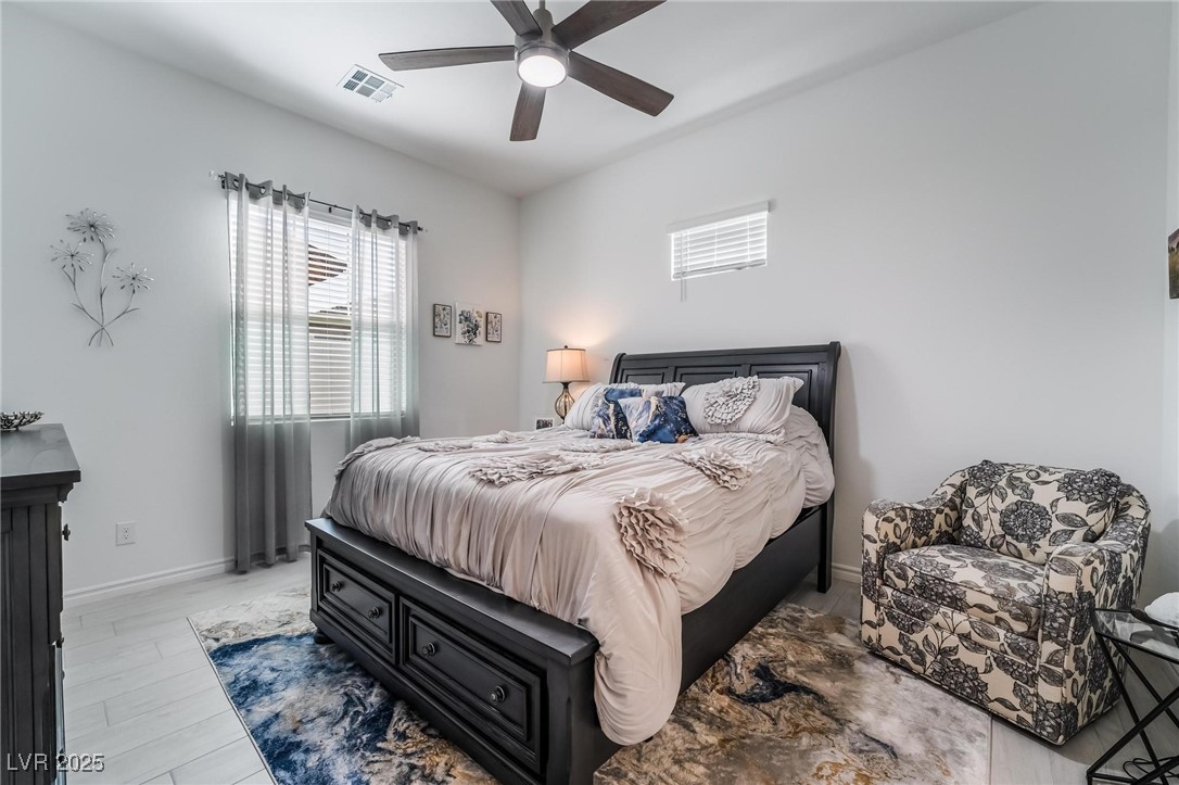 794 Sunny Sagebrush Street Property Photo 17