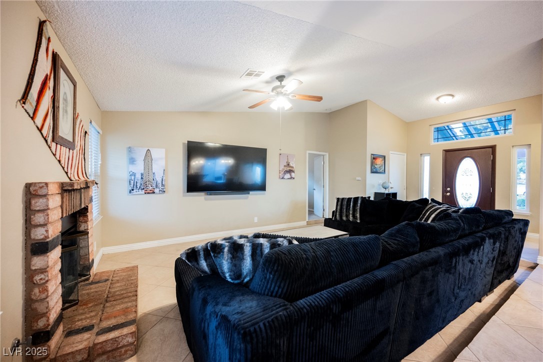 2823 Landau Court Property Photo 8