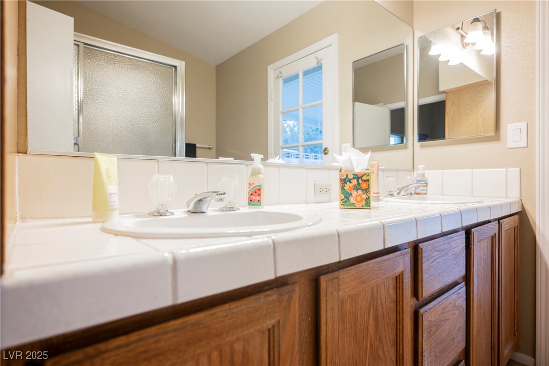 2823 Landau Court Property Photo 28