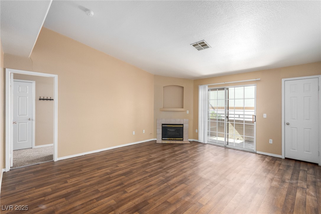 4730 Craig Road 2180 Property Photo 6