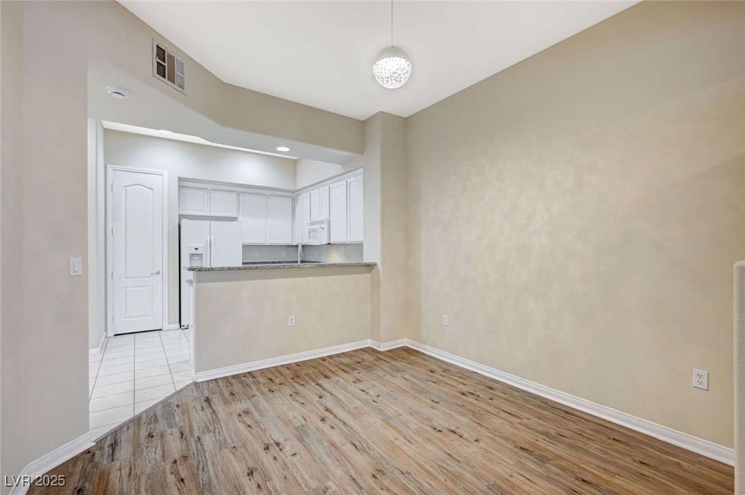 20 Serene Avenue 201 Property Photo 4