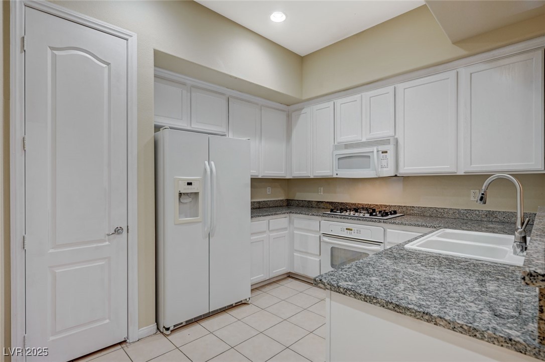 20 Serene Avenue 201 Property Photo 11