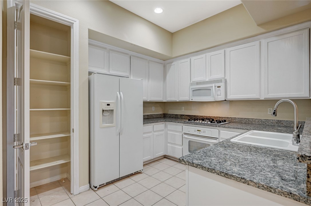20 Serene Avenue 201 Property Photo 12