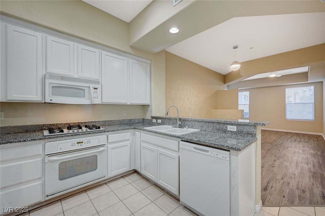 20 Serene Avenue 201 Property Photo 13