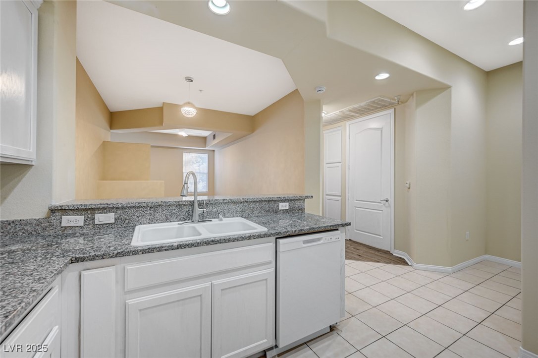 20 Serene Avenue 201 Property Photo 14
