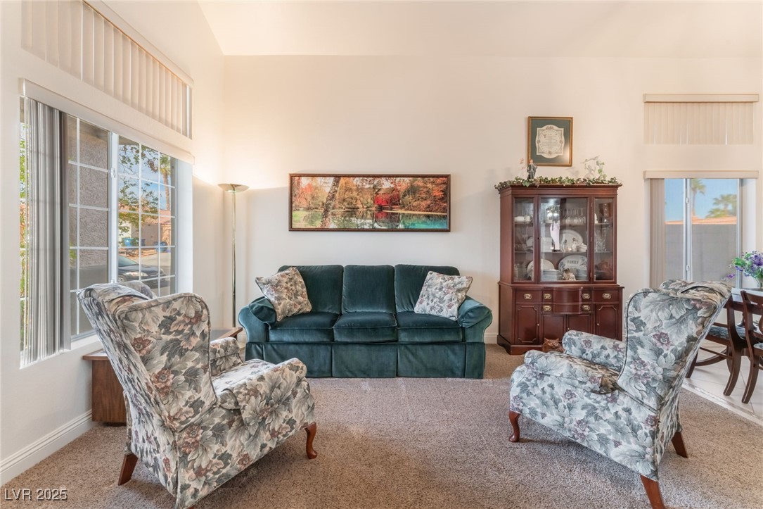 4938 Via Luis Court Property Photo 13