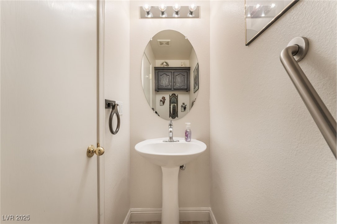 4938 Via Luis Court Property Photo 27