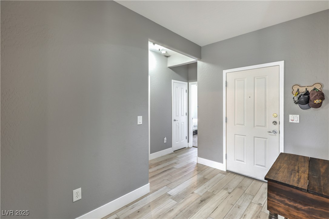 3305 Fernbird Lane Property Photo 13