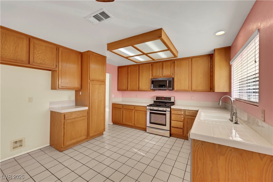 409 Rutherford Circle Property Photo 10