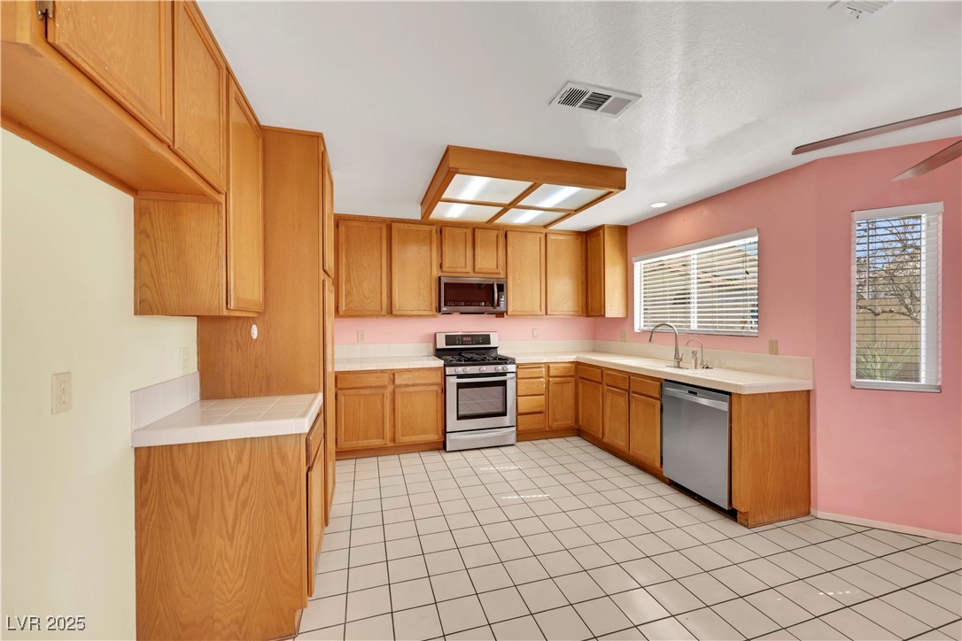 409 Rutherford Circle Property Photo 11