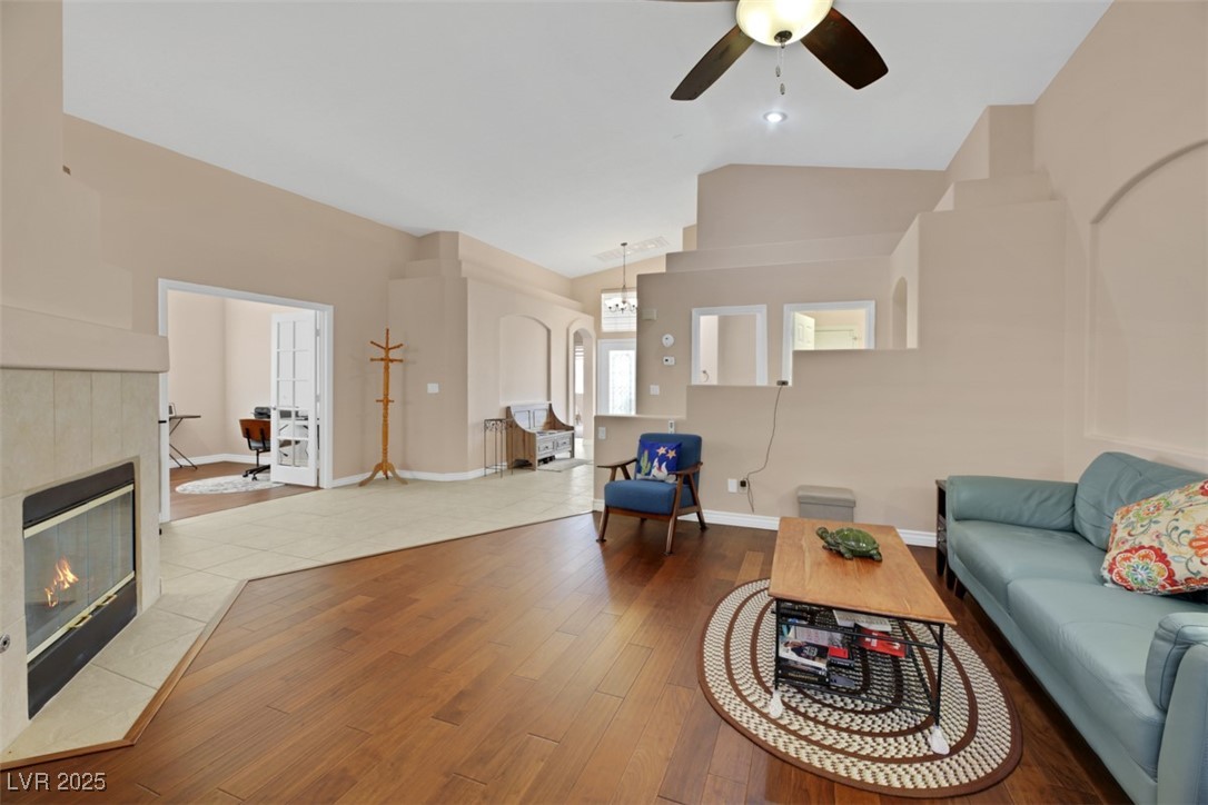 1312 Rolling Sunset Street Property Photo 8