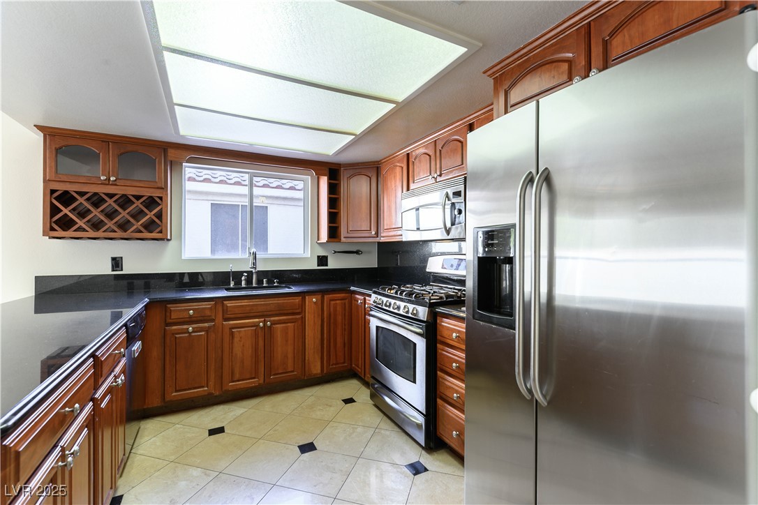 8217 Maplestar Road Property Photo 5